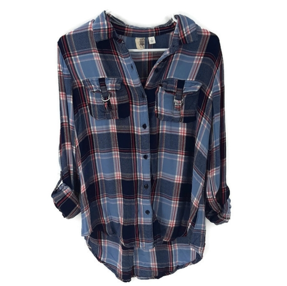 Francesca's Collections Tops - FRANCESCA'S blue plaid flannel button down